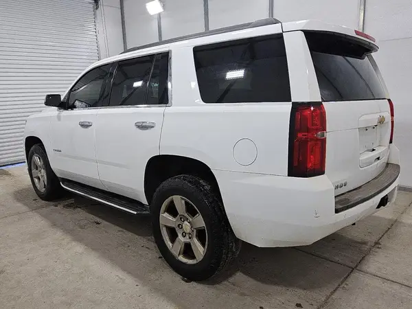 1GNSCAKCXHR374529 2017 CHEVROLET TAHOE - Image 2