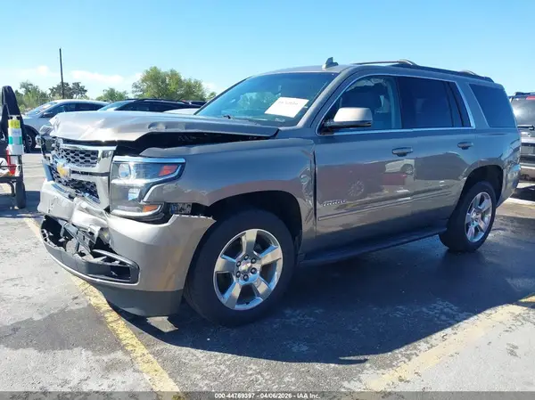 1GNSCAKCXHR405584 2017 CHEVROLET TAHOE - Image 2