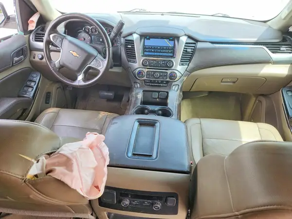 1GNSCBKC0HR153284 2017 CHEVROLET TAHOE - Image 8
