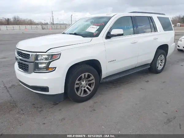 1GNSCBKC0HR238478 2017 CHEVROLET TAHOE - Image 2