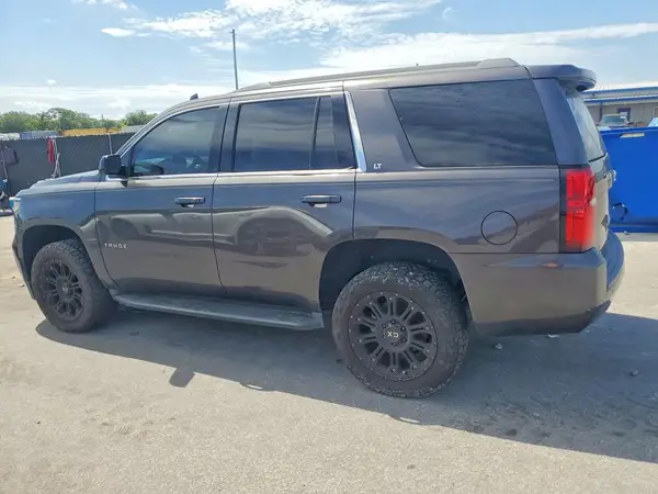 1GNSCBKC0JR111803 2018 CHEVROLET TAHOE - Image 2
