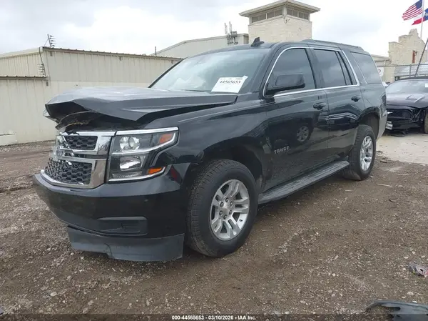 1GNSCBKC0JR120808 2018 CHEVROLET TAHOE - Image 2