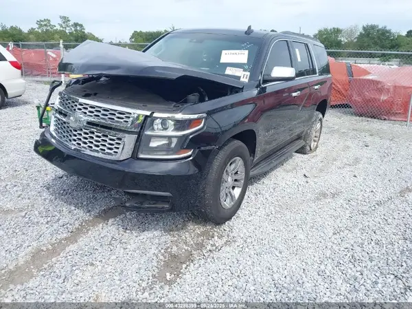 1GNSCBKC0KR138629 2019 CHEVROLET TAHOE - Image 2