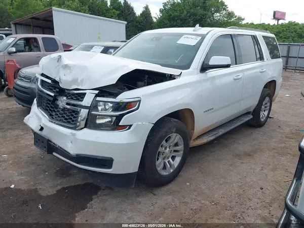 1GNSCBKC1HR327928 2017 CHEVROLET TAHOE - Image 2