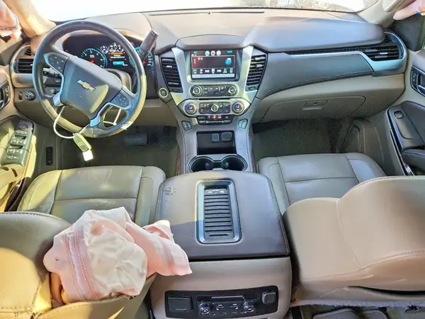 1GNSCBKC1HR355874 2017 CHEVROLET TAHOE - Image 8