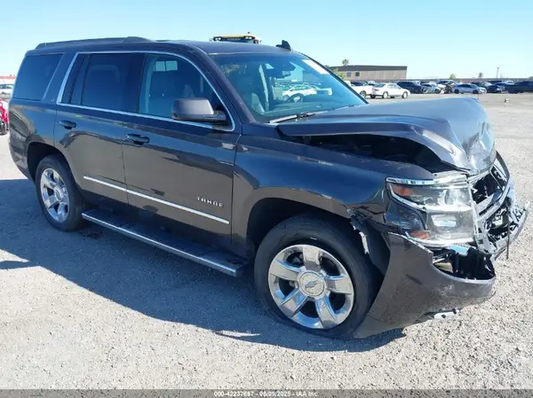 1GNSCBKC1HR403647 2017 CHEVROLET TAHOE - Image 1