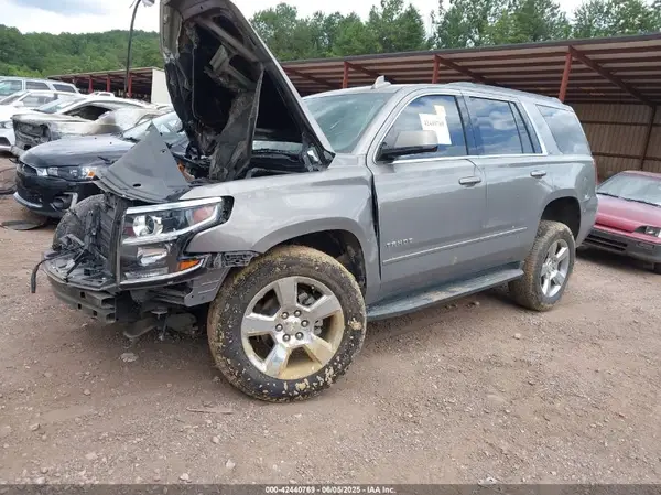 1GNSCBKC1JR104682 2018 CHEVROLET TAHOE - Image 2