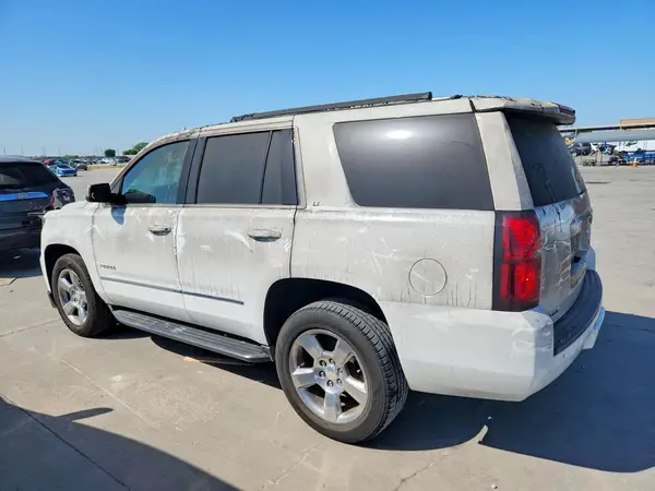 1GNSCBKC1JR307720 2018 CHEVROLET TAHOE - Image 2
