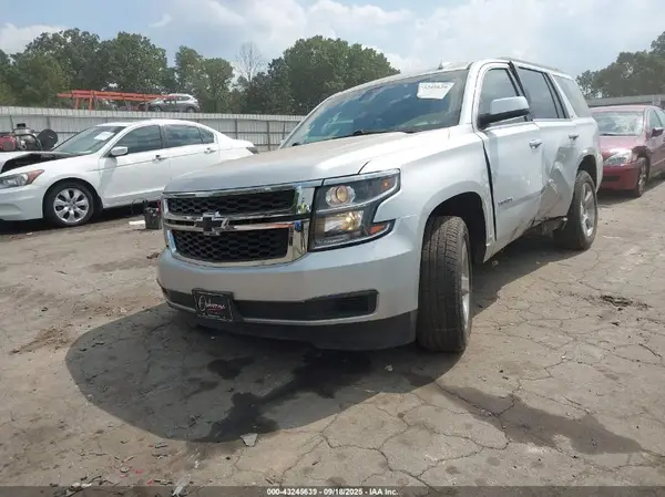 1GNSCBKC1LR270915 2020 CHEVROLET TAHOE - Image 2