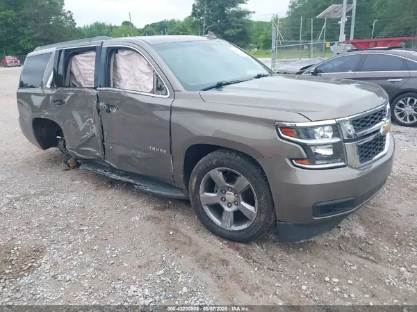 1GNSCBKC2GR420861 2016 CHEVROLET TAHOE - Image 1