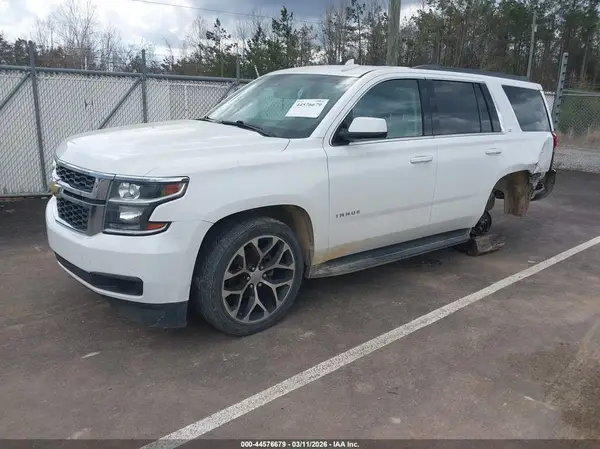 1GNSCBKC2HR255699 2017 CHEVROLET TAHOE - Image 2