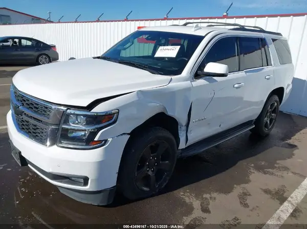 1GNSCBKC2HR323659 2017 CHEVROLET TAHOE - Image 2