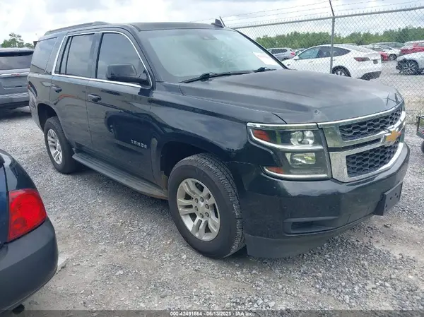 1GNSCBKC2HR388950 2017 CHEVROLET TAHOE - Image 1