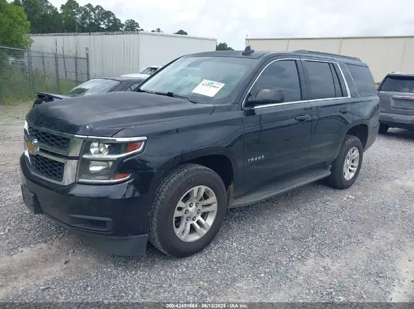 1GNSCBKC2HR388950 2017 CHEVROLET TAHOE - Image 2