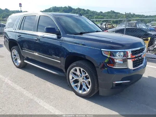 1GNSCBKC2HR406704 2017 CHEVROLET TAHOE - Image 1