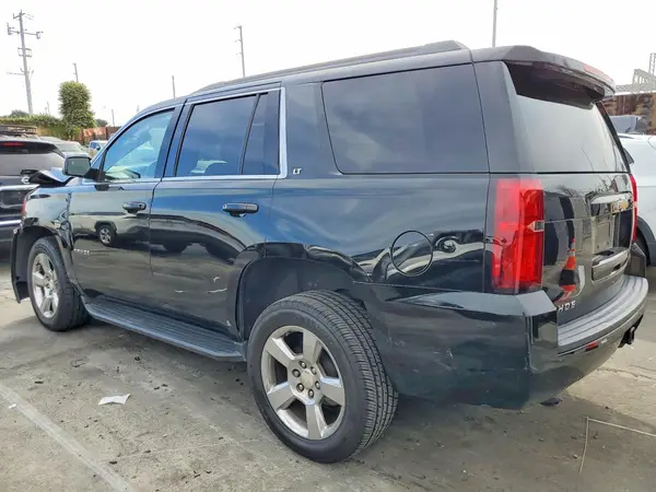 1GNSCBKC2JR390042 2018 CHEVROLET TAHOE - Image 2