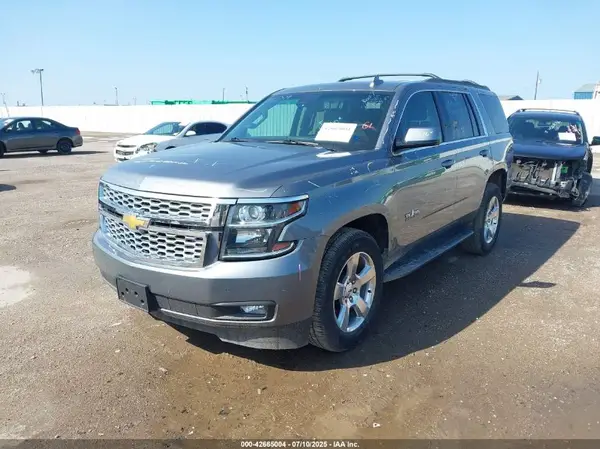 1GNSCBKC2JR402271 2018 CHEVROLET TAHOE - Image 2