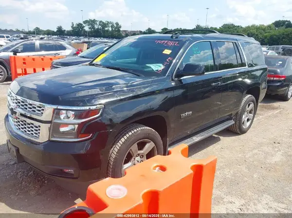 1GNSCBKC2KR100478 2019 CHEVROLET TAHOE - Image 2