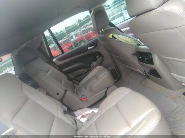 1GNSCBKC2KR196841 2019 CHEVROLET TAHOE - Image 8