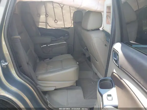 1GNSCBKC2KR369502 2019 CHEVROLET TAHOE - Image 8