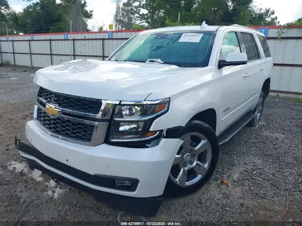 1GNSCBKC3HR129660 2017 CHEVROLET TAHOE - Image 2