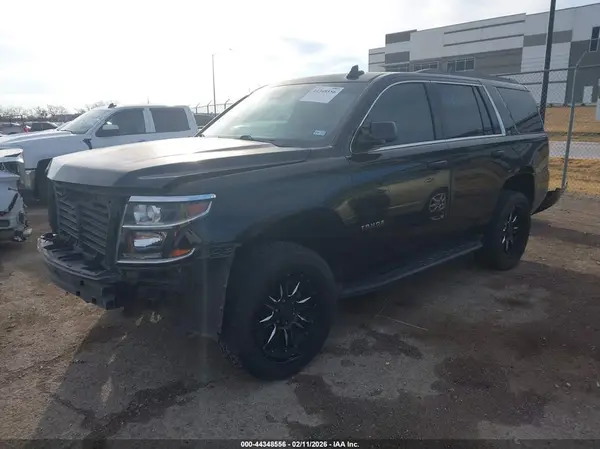 1GNSCBKC3HR157796 2017 CHEVROLET TAHOE - Image 2