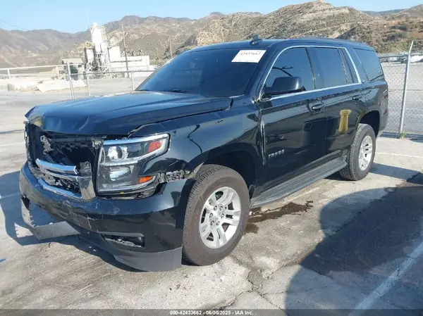 1GNSCBKC3HR200372 2017 CHEVROLET TAHOE - Image 2