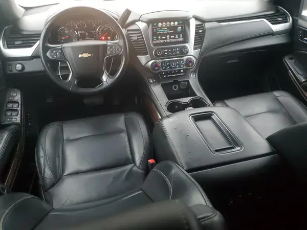 1GNSCBKC3HR230133 2017 CHEVROLET TAHOE - Image 8
