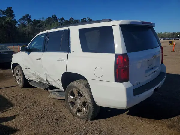 1GNSCBKC3HR257588 2017 CHEVROLET TAHOE - Image 2