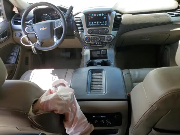 1GNSCBKC3HR331575 2017 CHEVROLET TAHOE - Image 8