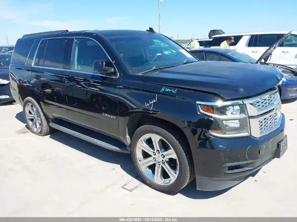 1GNSCBKC3HR373650 2017 CHEVROLET TAHOE - Image 1