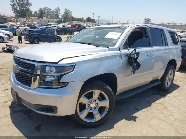 1GNSCBKC3JR403347 2018 CHEVROLET TAHOE - Image 2