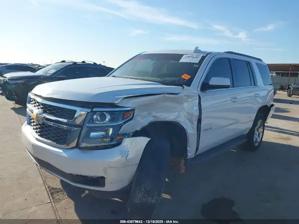 1GNSCBKC4HR187213 2017 CHEVROLET TAHOE - Image 2