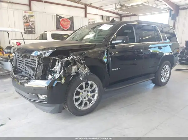 1GNSCBKC4HR222963 2017 CHEVROLET TAHOE - Image 2