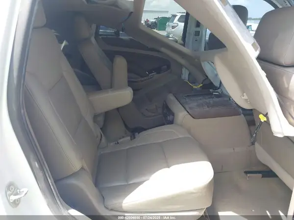 1GNSCBKC4HR288848 2017 CHEVROLET TAHOE - Image 8