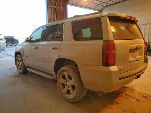 1GNSCBKC4HR338678 2017 CHEVROLET TAHOE - Image 2