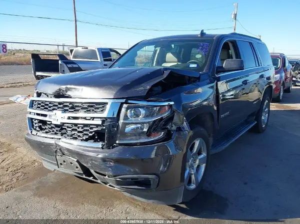 1GNSCBKC4HR343427 2017 CHEVROLET TAHOE - Image 2