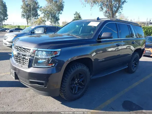 1GNSCBKC4JR271859 2018 CHEVROLET TAHOE - Image 2