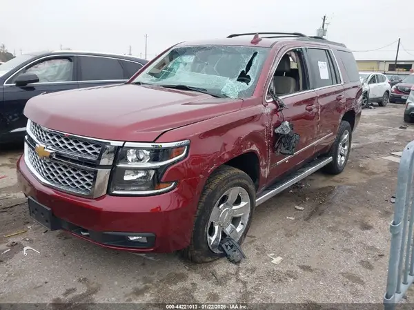 1GNSCBKC4JR365918 2018 CHEVROLET TAHOE - Image 2