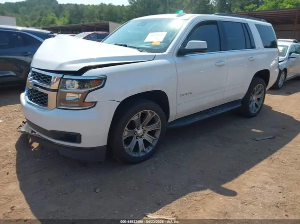 1GNSCBKC4KR395454 2019 CHEVROLET TAHOE - Image 2
