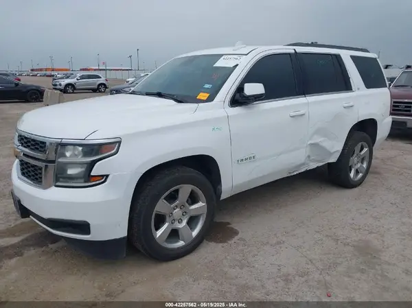 1GNSCBKC4LR140921 2020 CHEVROLET TAHOE - Image 2