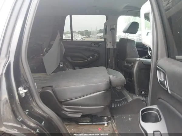 1GNSCBKC5HR135704 2017 CHEVROLET TAHOE - Image 8