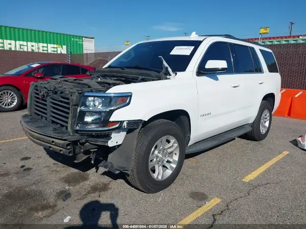 1GNSCBKC5HR233373 2017 CHEVROLET TAHOE - Image 2