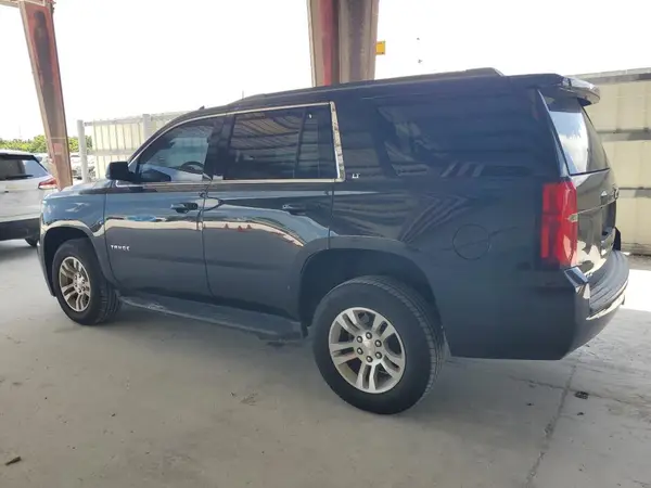 1GNSCBKC5HR276580 2017 CHEVROLET TAHOE - Image 2
