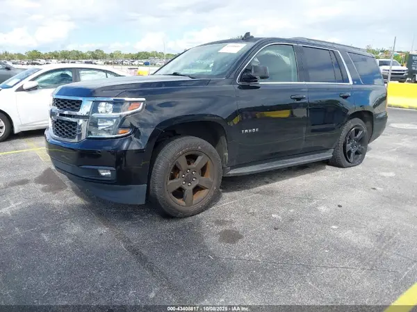 1GNSCBKC5HR281021 2017 CHEVROLET TAHOE - Image 2