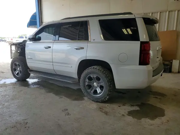 1GNSCBKC5JR143517 2018 CHEVROLET TAHOE - Image 2