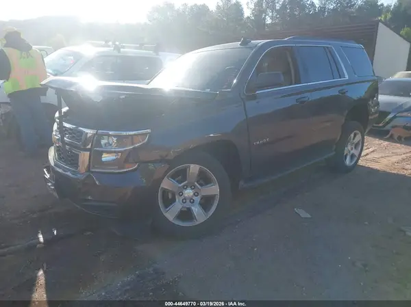 1GNSCBKC5JR146532 2018 CHEVROLET TAHOE - Image 2