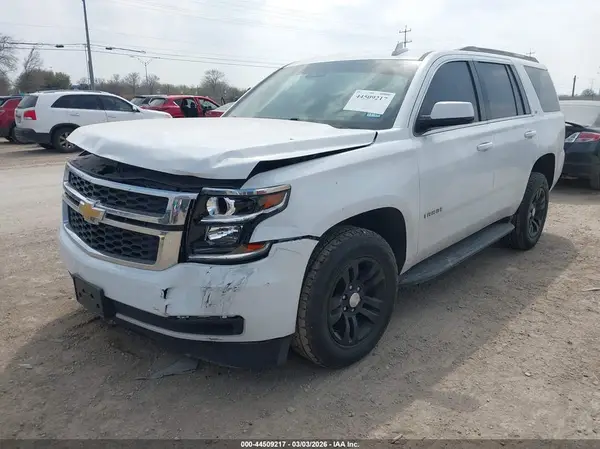 1GNSCBKC5JR336041 2018 CHEVROLET TAHOE - Image 2
