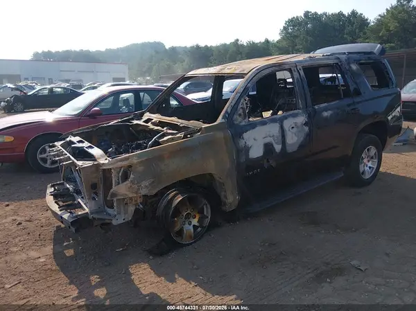 1GNSCBKC5LR210233 2020 CHEVROLET TAHOE - Image 2