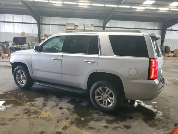 1GNSCBKC5LR306332 2020 CHEVROLET TAHOE - Image 2